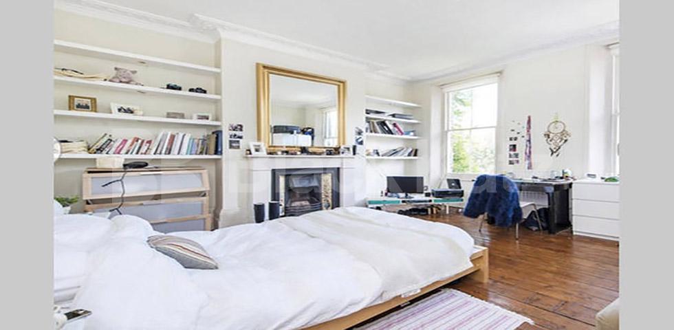 			LARGE 3 / 4 BED ON A TREE LINED STREET!, 4 Bedroom, 1 bath, 1 reception Flat			 Gaisford Street, KENTISH TOWN